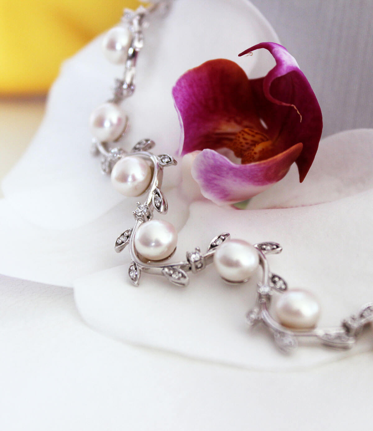 Sterling Silver Tennis Bracelet Flora White Freshwater Pearls