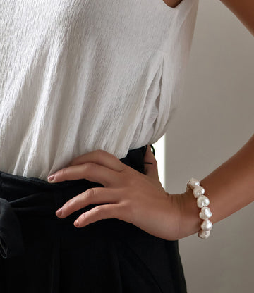 Pearl Bracelet in Sterling Silver With Unique Baroque Pearls